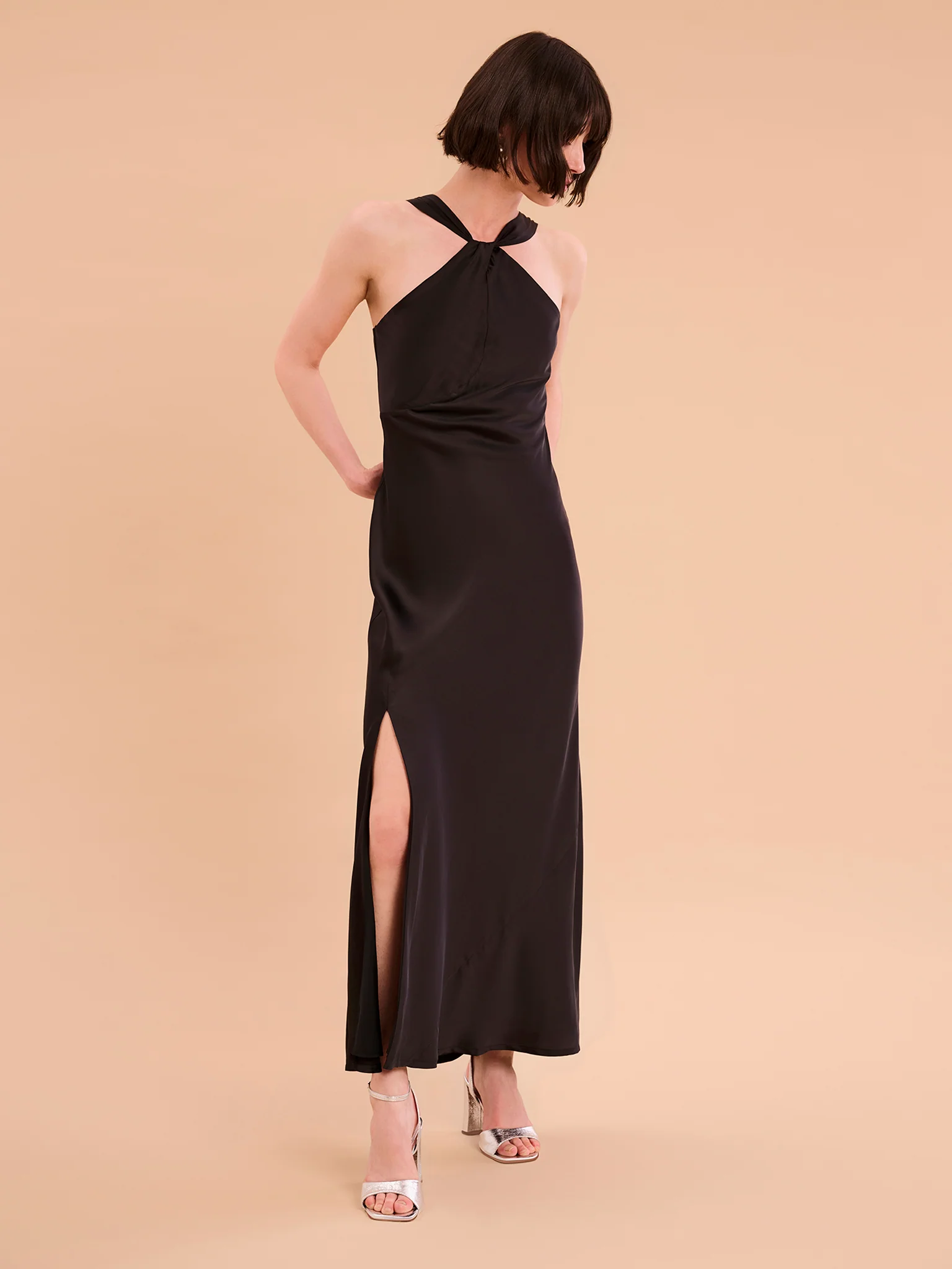 Alessia Dress in Black - Image 2