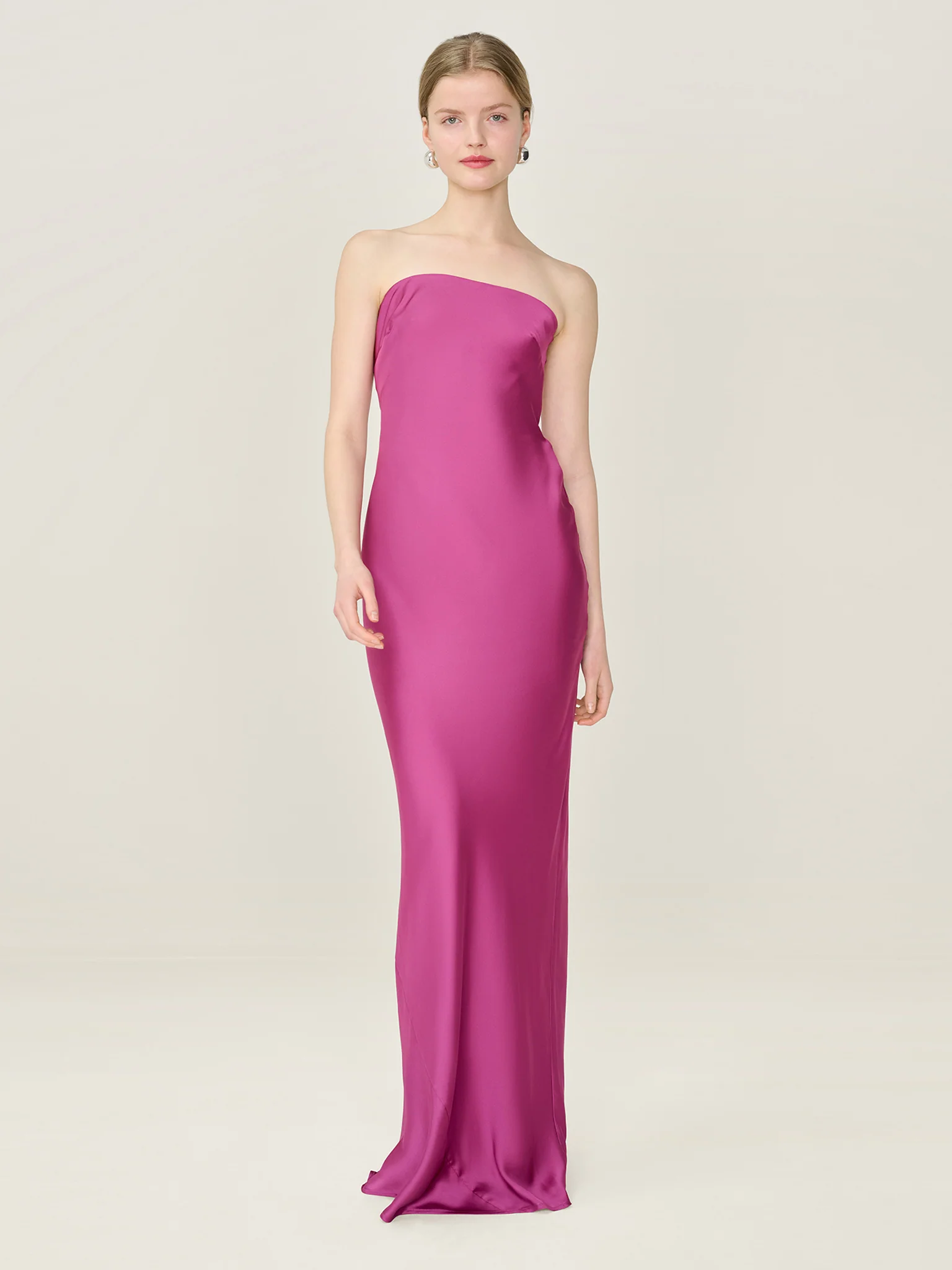 Amdra Dress in Magenta