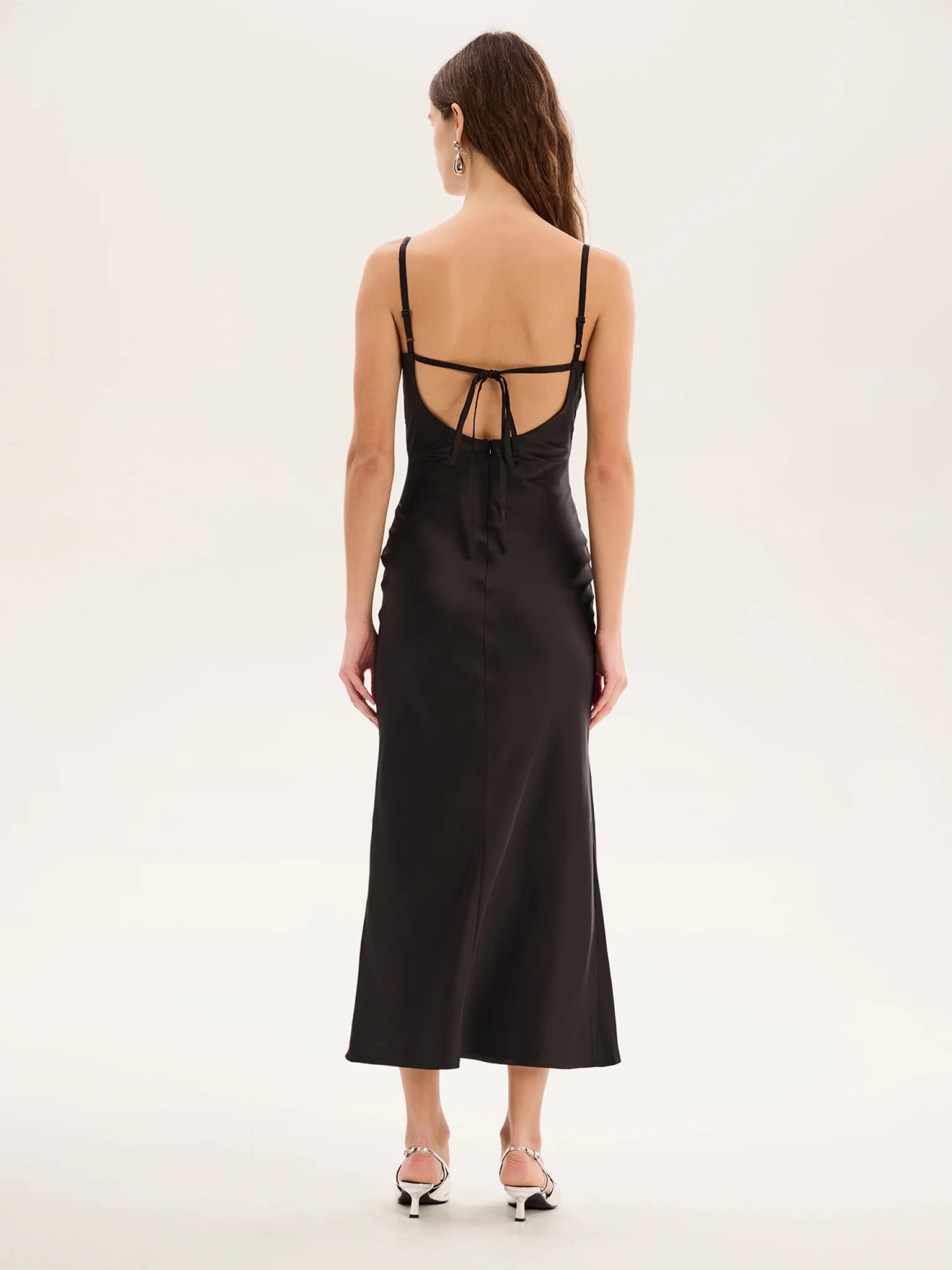 Belle Dress in Black - Image 5