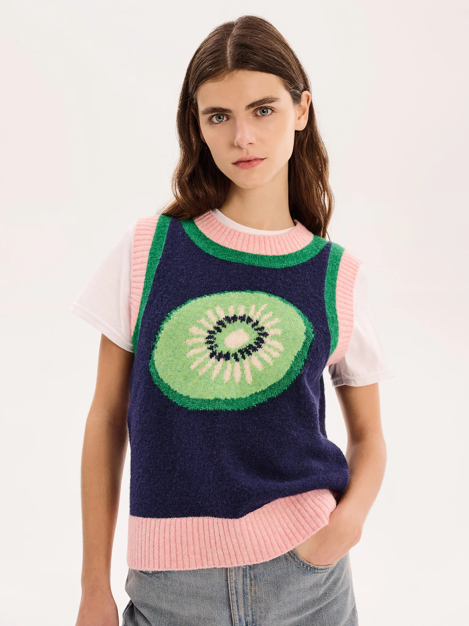 Bobbi Kiwi Vest in Navy - Image 4