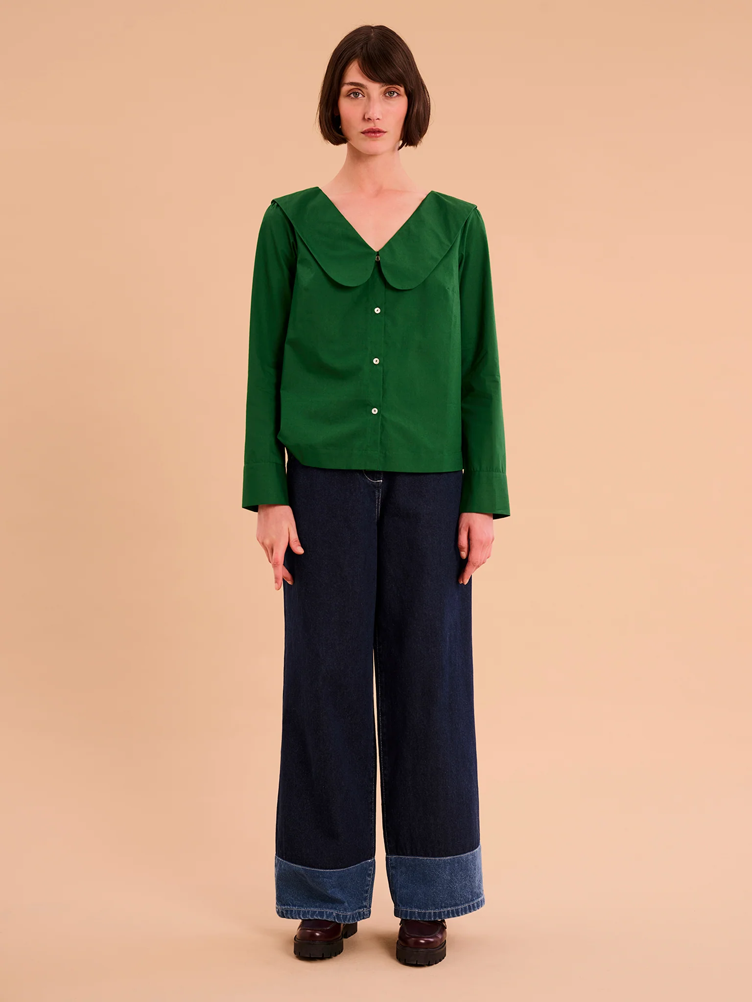 Caitlin Oversized Collar Blouse in Green