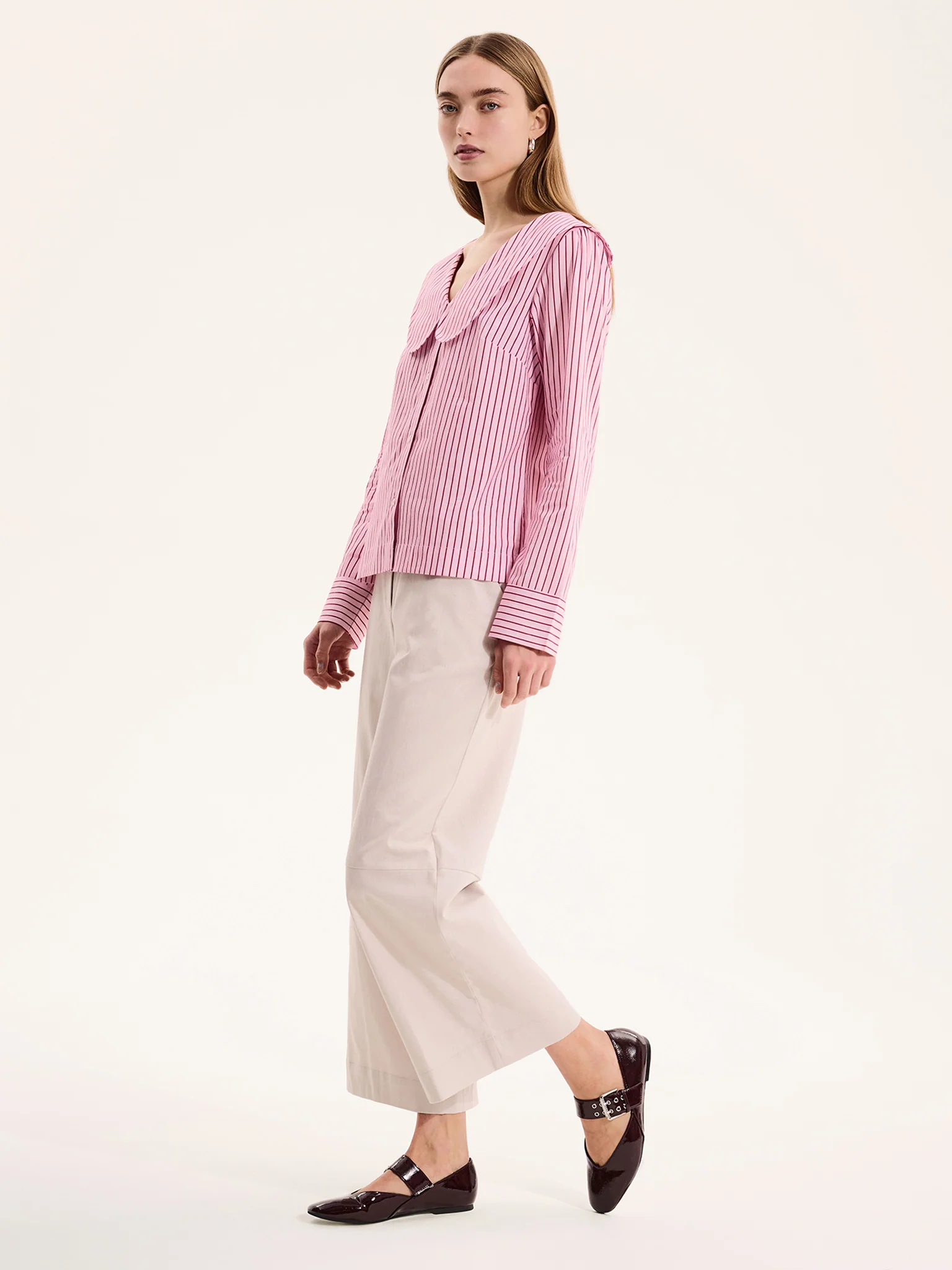 Caitlin Oversized Collar Blouse in Pink - Image 3