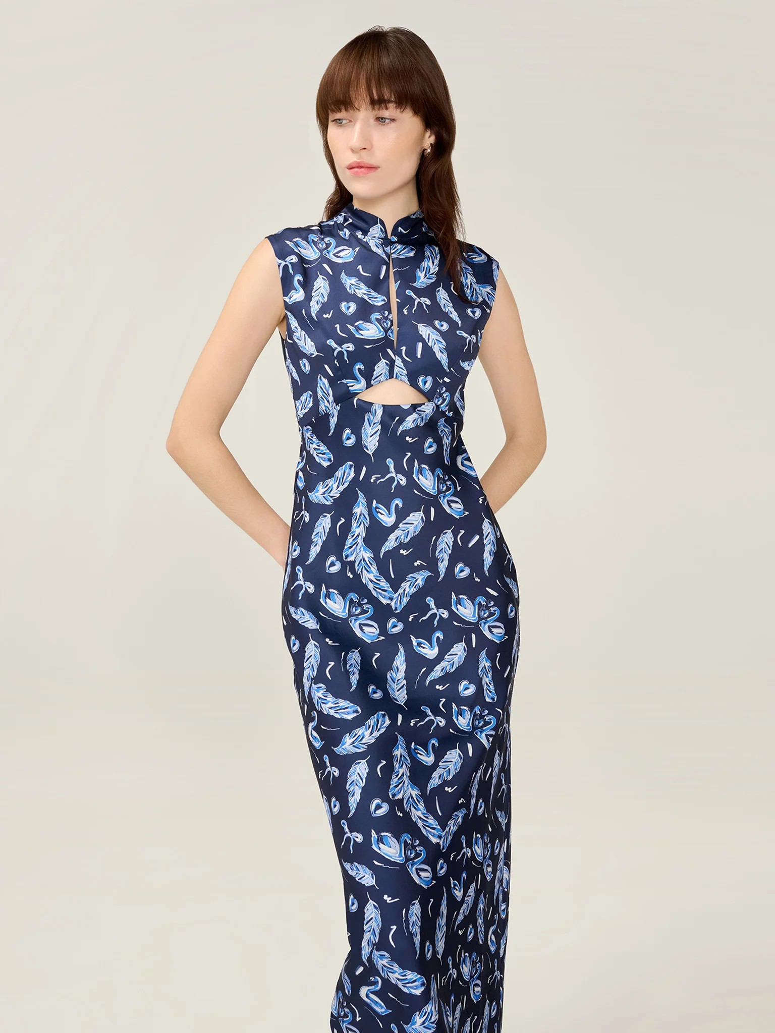 Candice Dress in Navy - Image 7