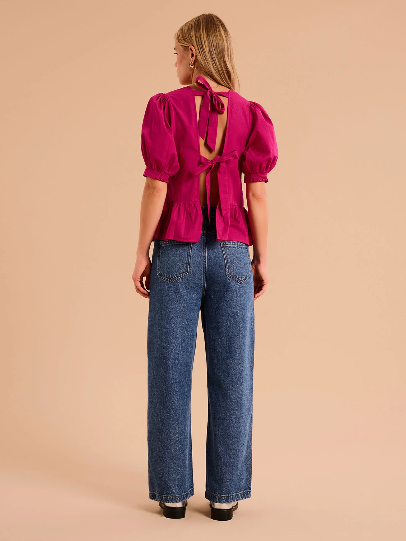 Ellie Frill Hem Puff Sleeve Cotton Blouse in Magenta - Image 3