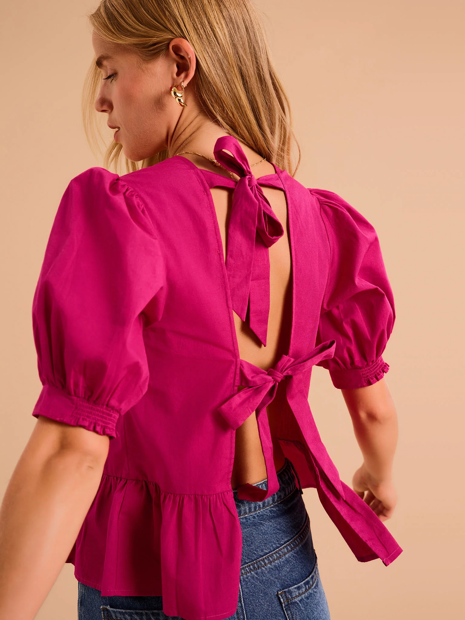 Ellie Frill Hem Puff Sleeve Cotton Blouse in Magenta - Image 4