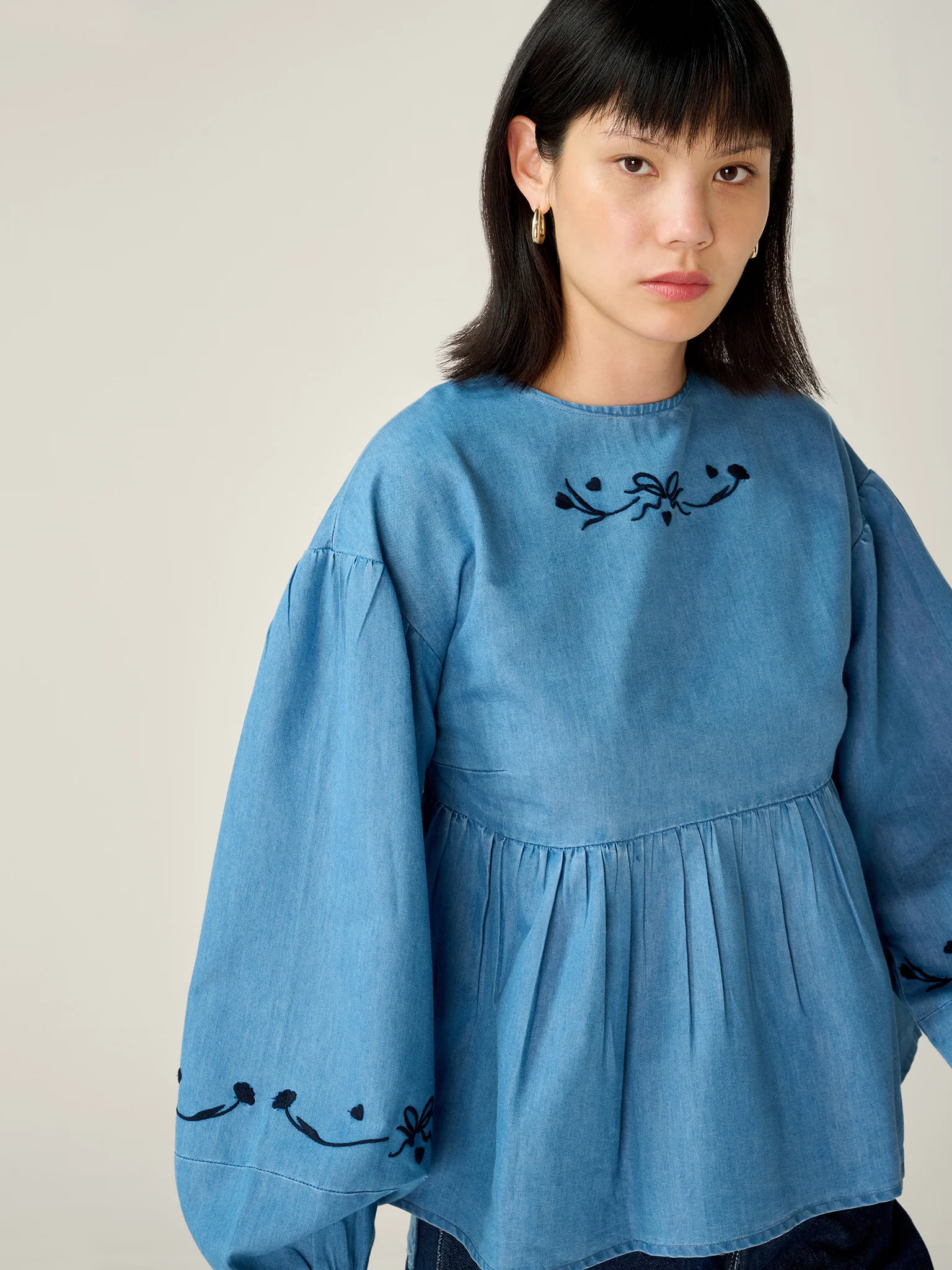 Elma Blouse in Chambray - Image 6