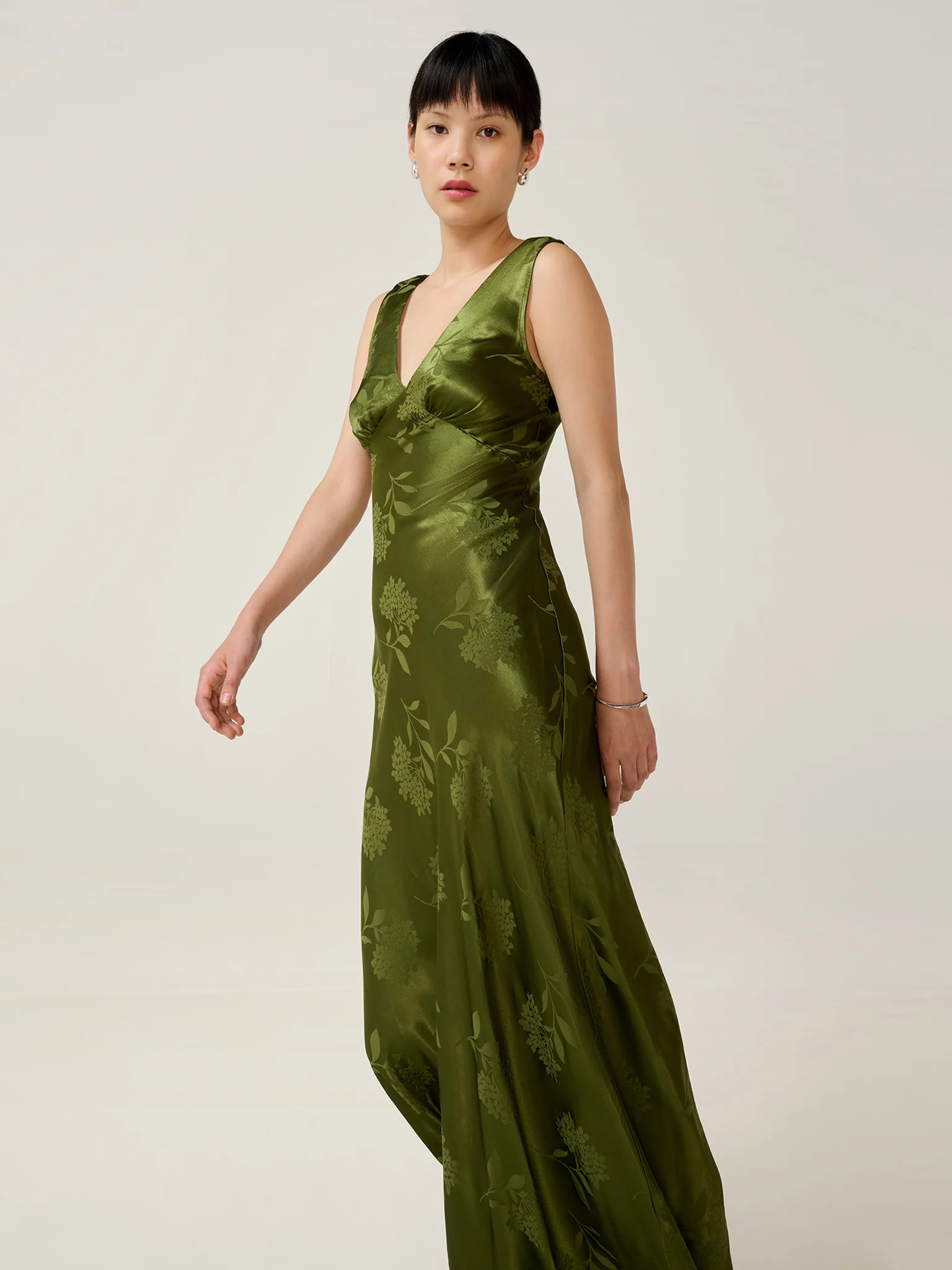 Iris Jacquard Dress in Pear Green - Image 4