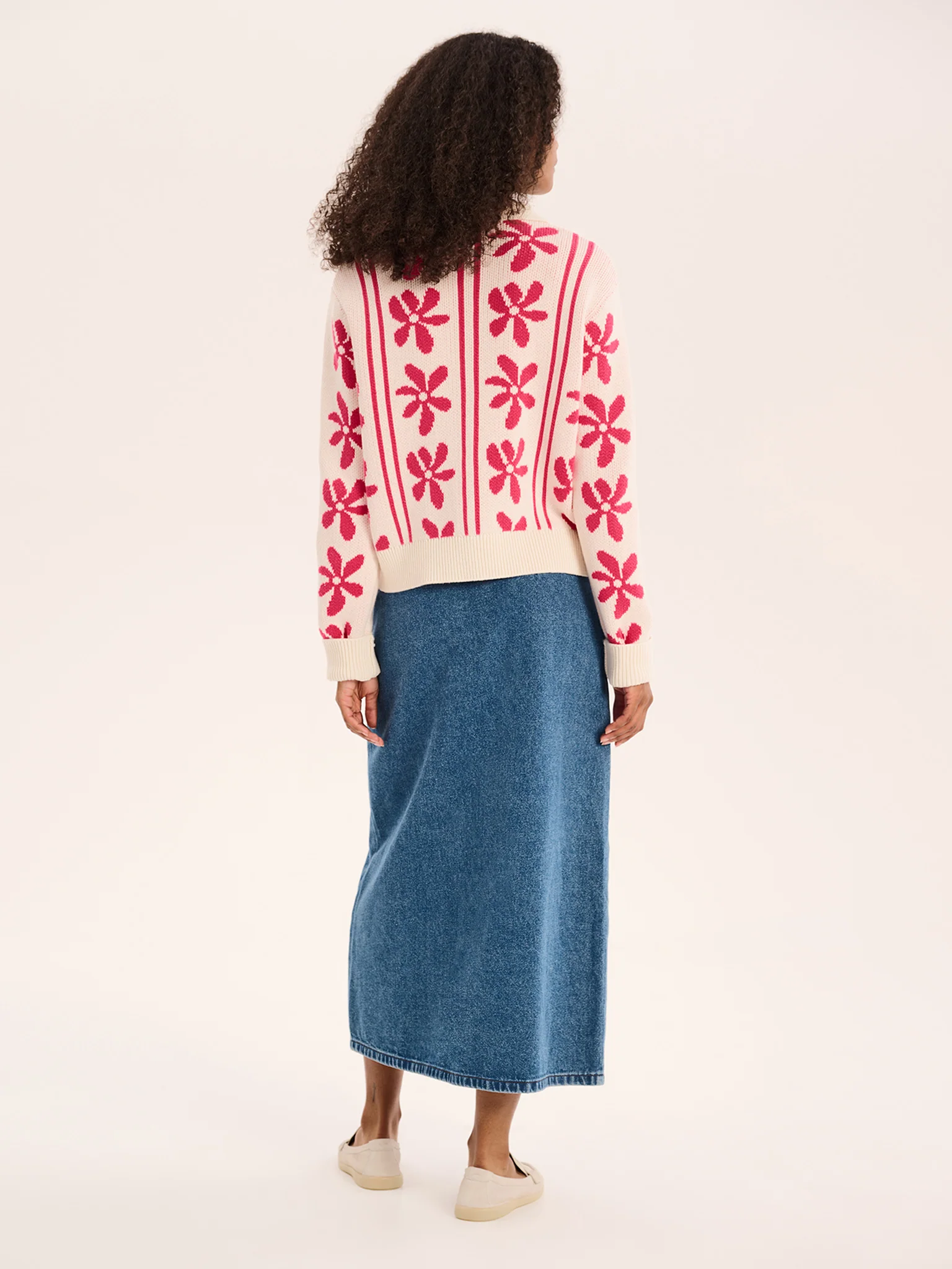 Loren Floral Cotton Jumper in Cream - Image 3
