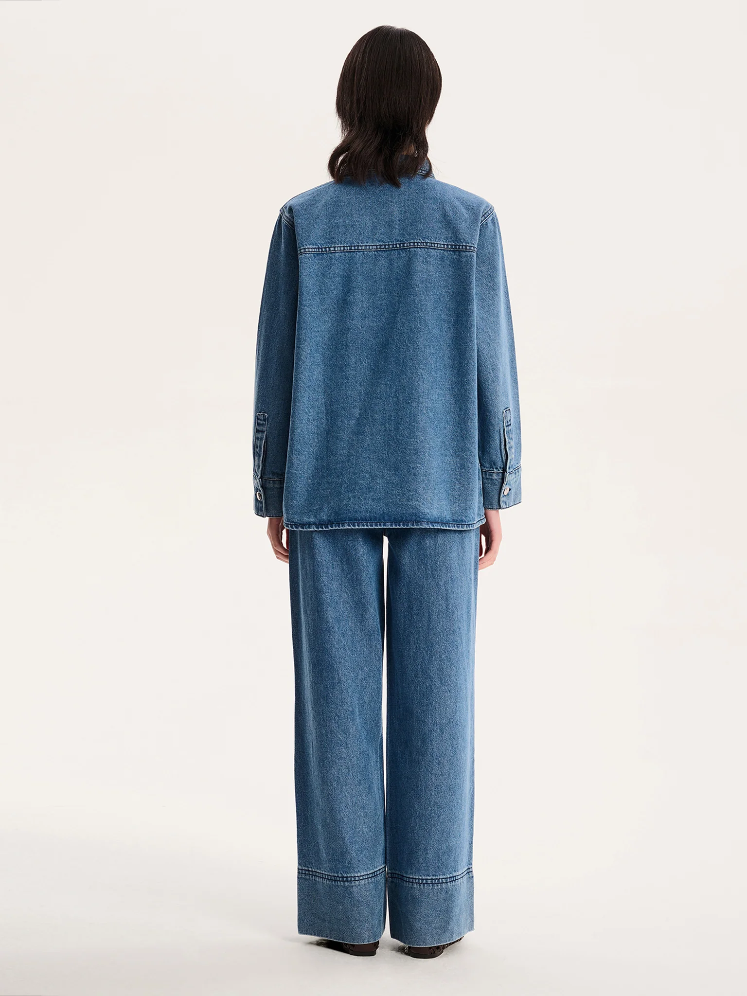 Magnus Embroidered Jacket in Mid Wash - Image 3