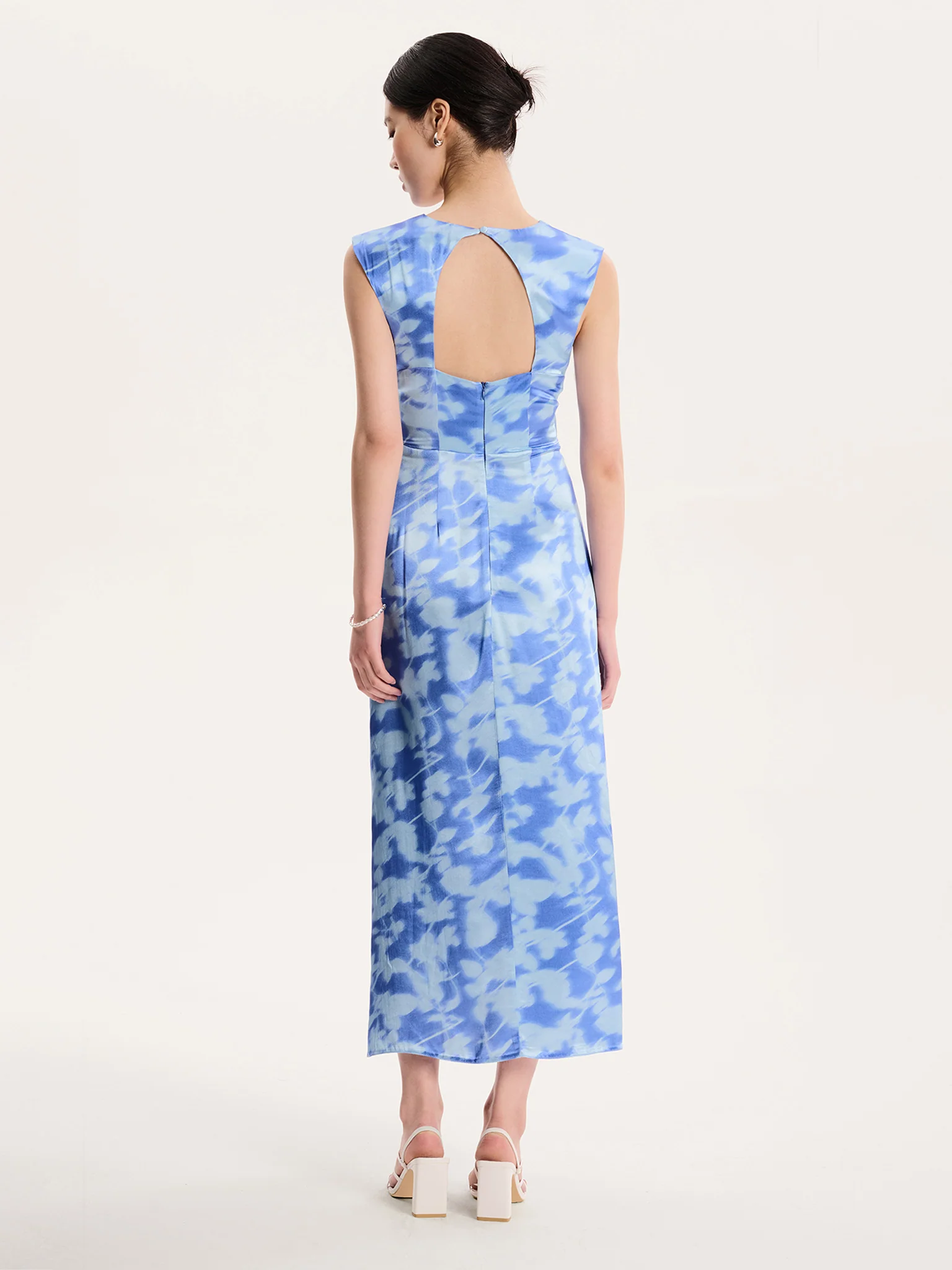 Marin Dress in Blurred Floral - Image 3