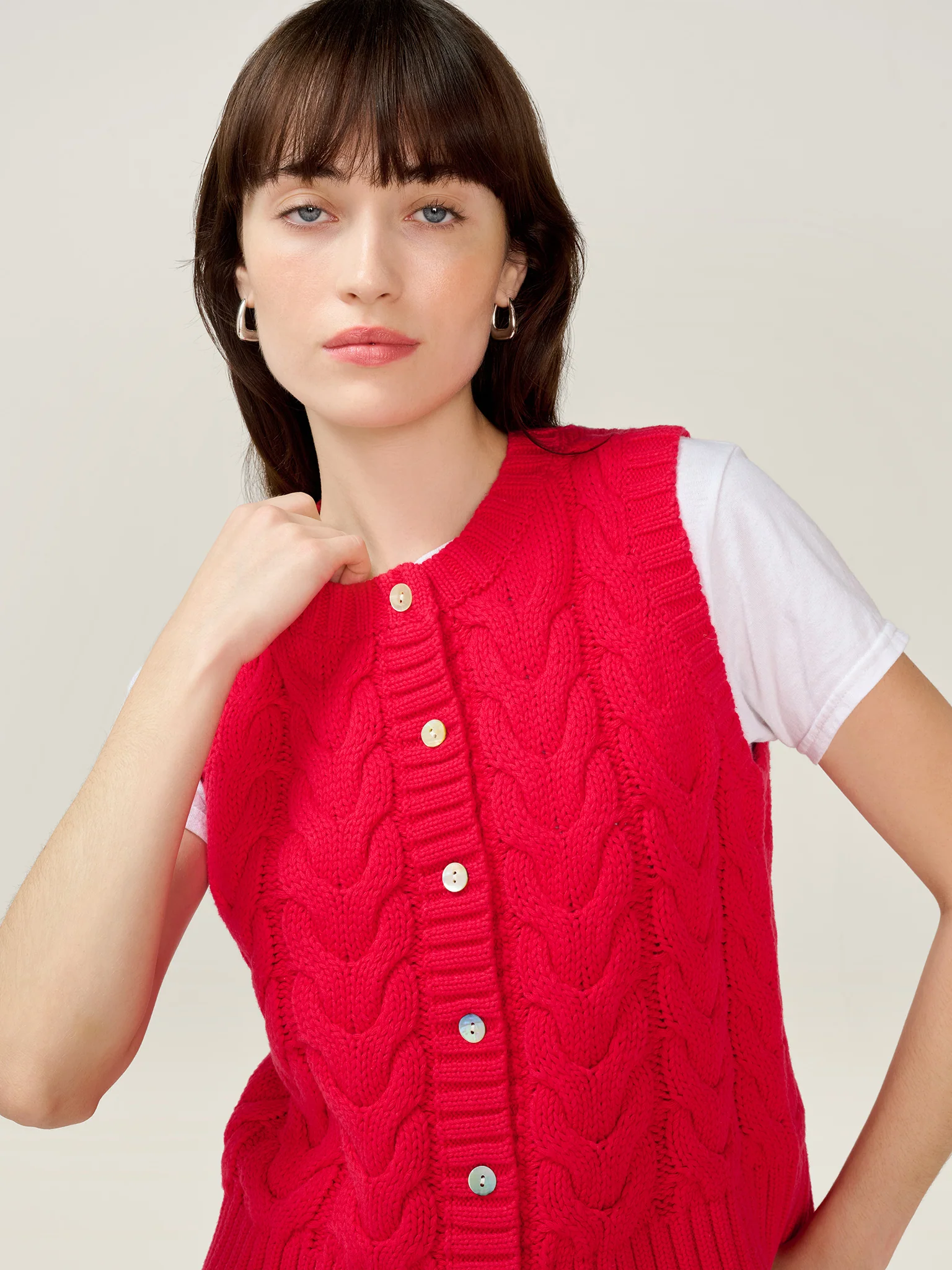 Matilda Cable Knitted Vest in Red - Image 5