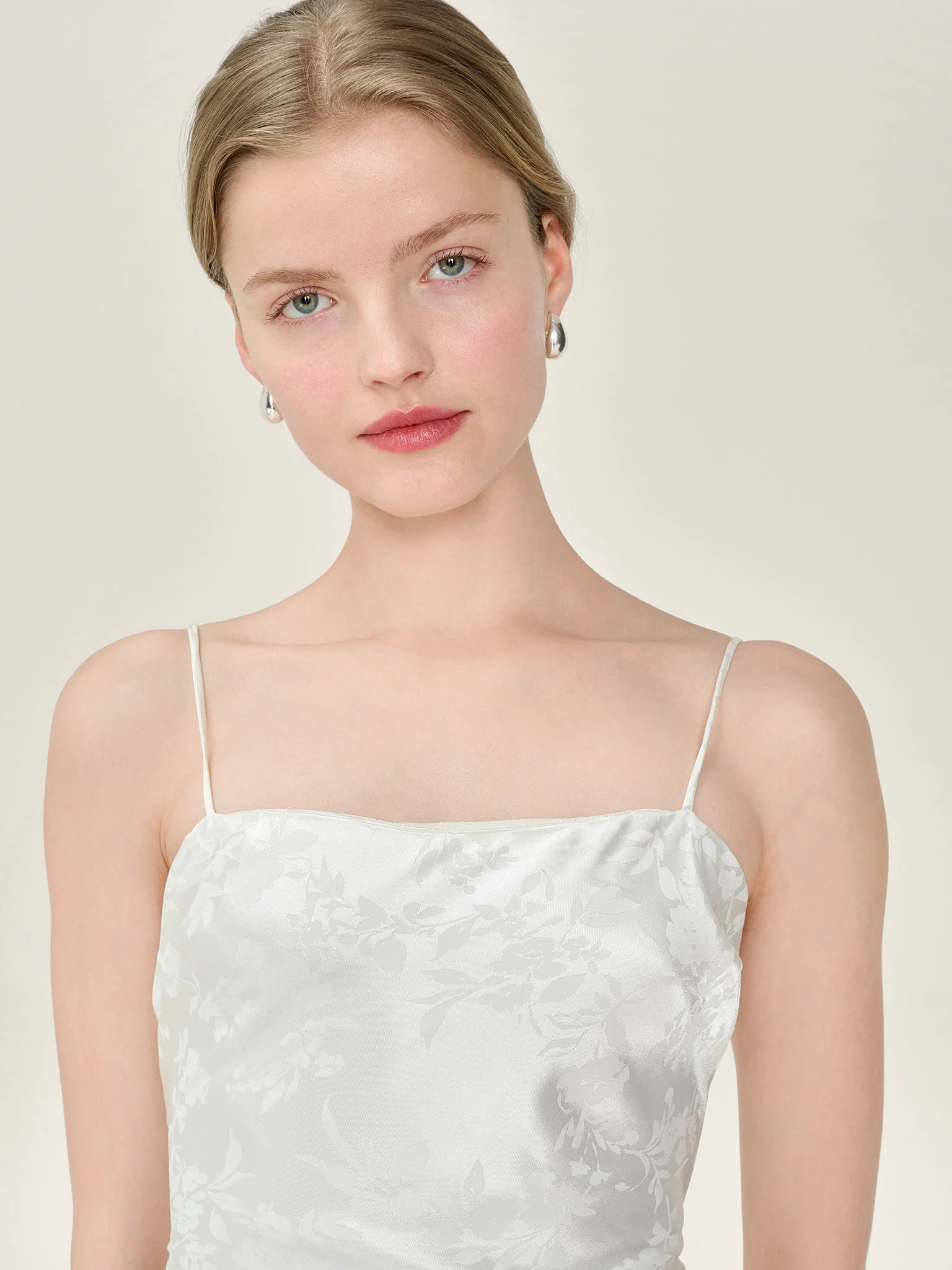 Mira Jacquard Dress in Ivory - Image 5