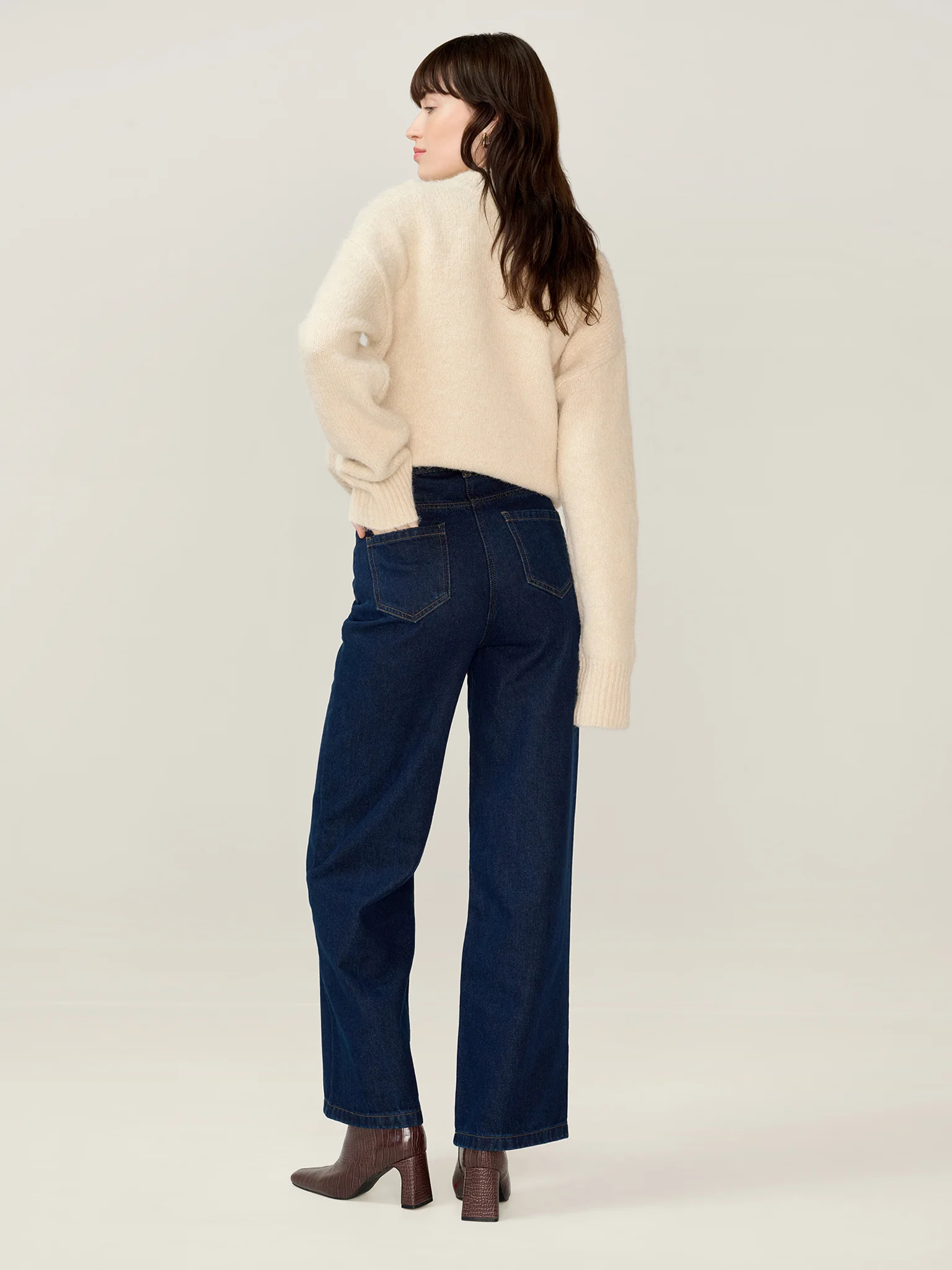 Orielle Jeans in Indigo - Image 3