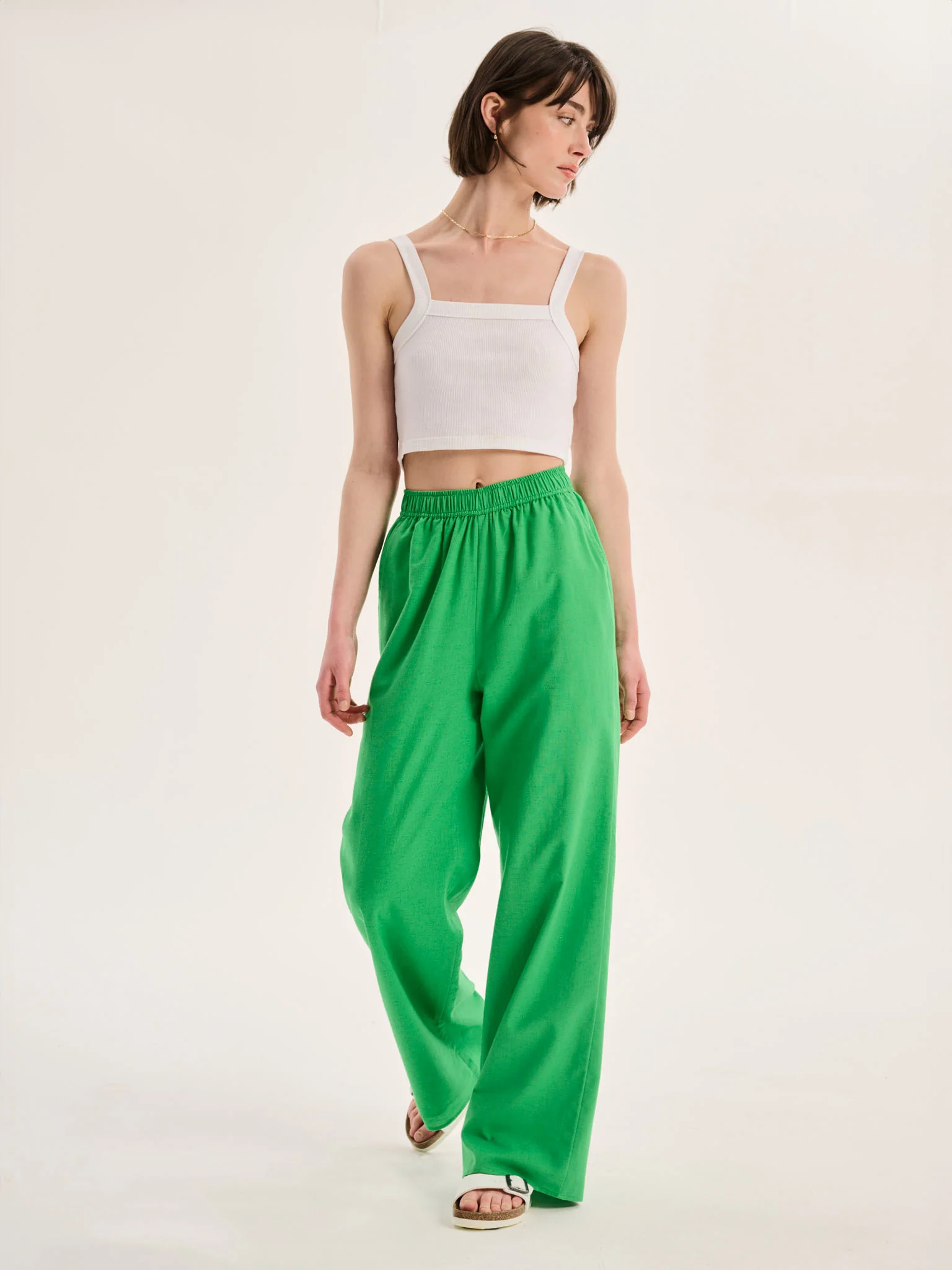 Ramela Elasticated Waist Linen Trouser in Green - Image 4