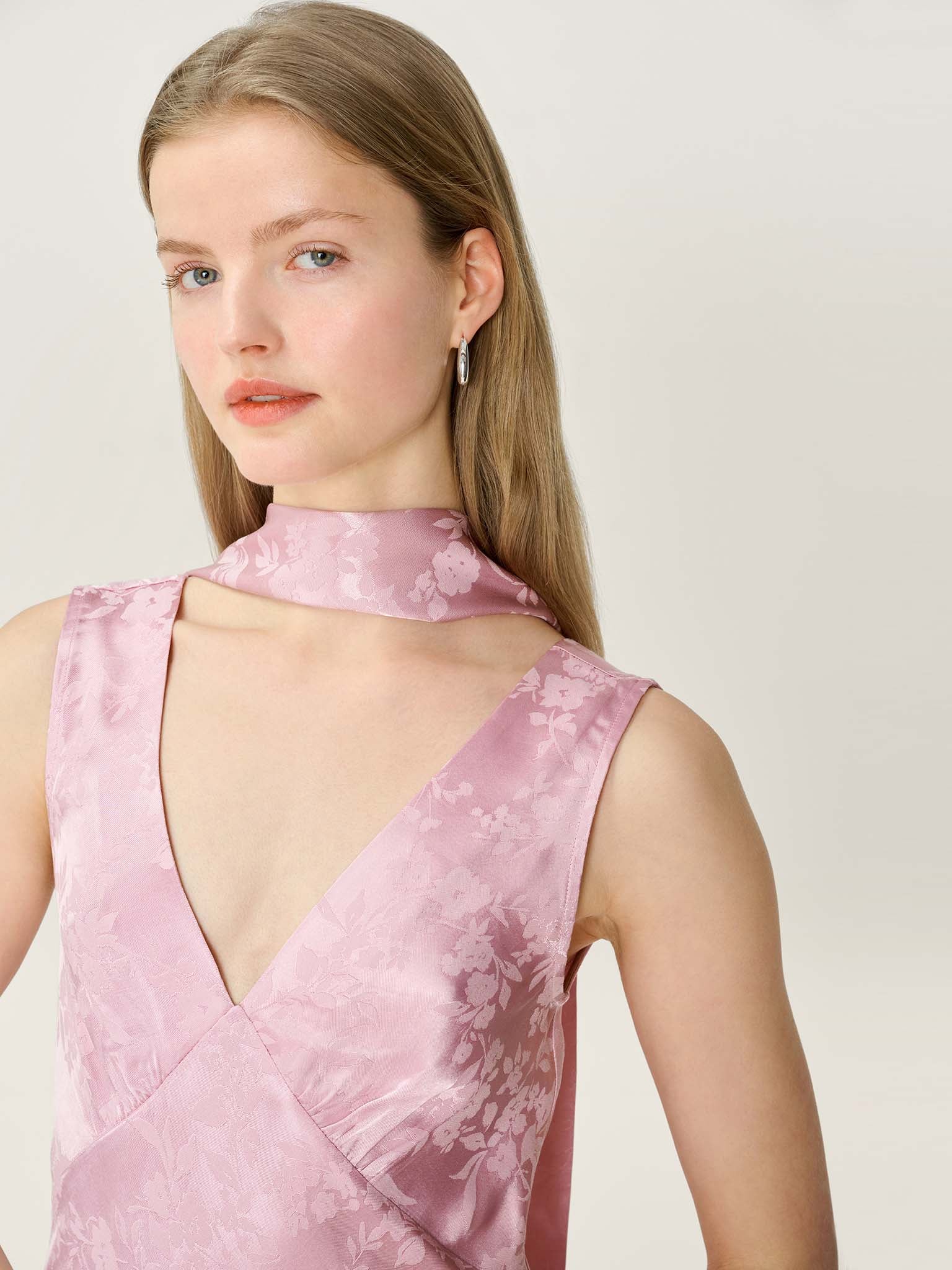 Scarlett Scarf in Bleached Mauve - Image 5