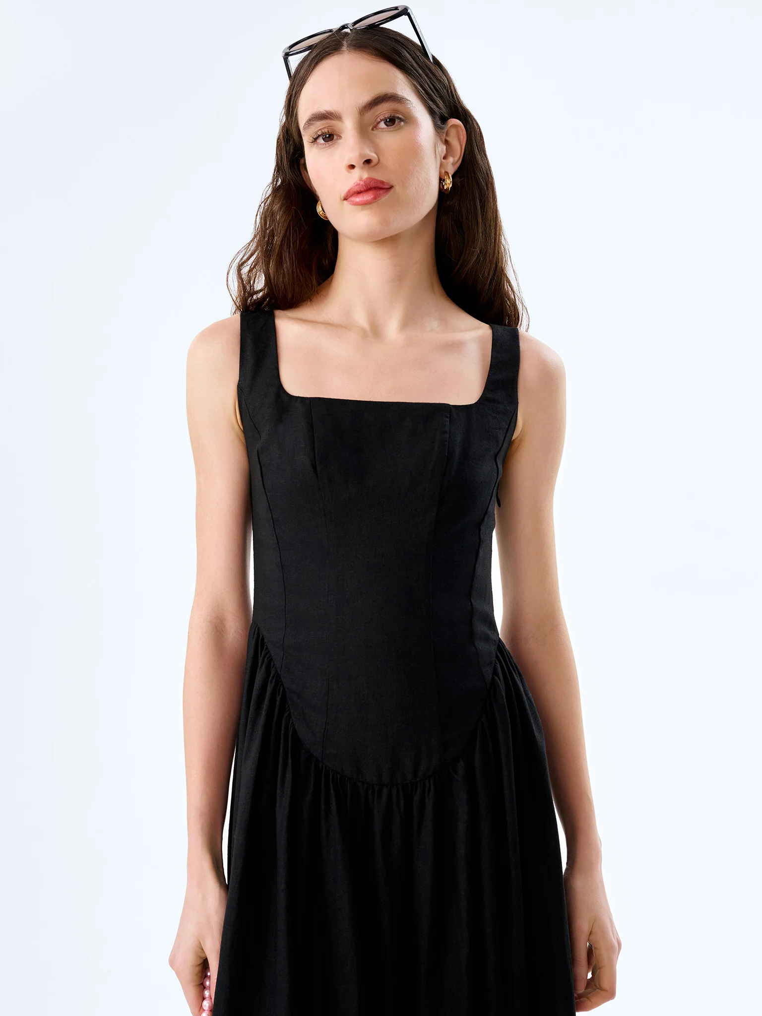 Suri Dress in Black - Image 4