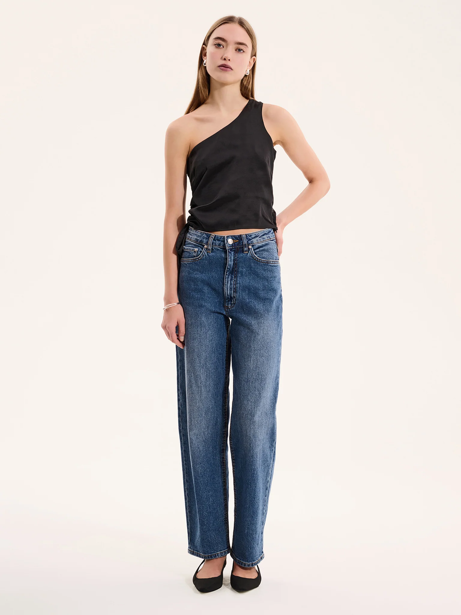 Sweeny One Shoulder Top in Black