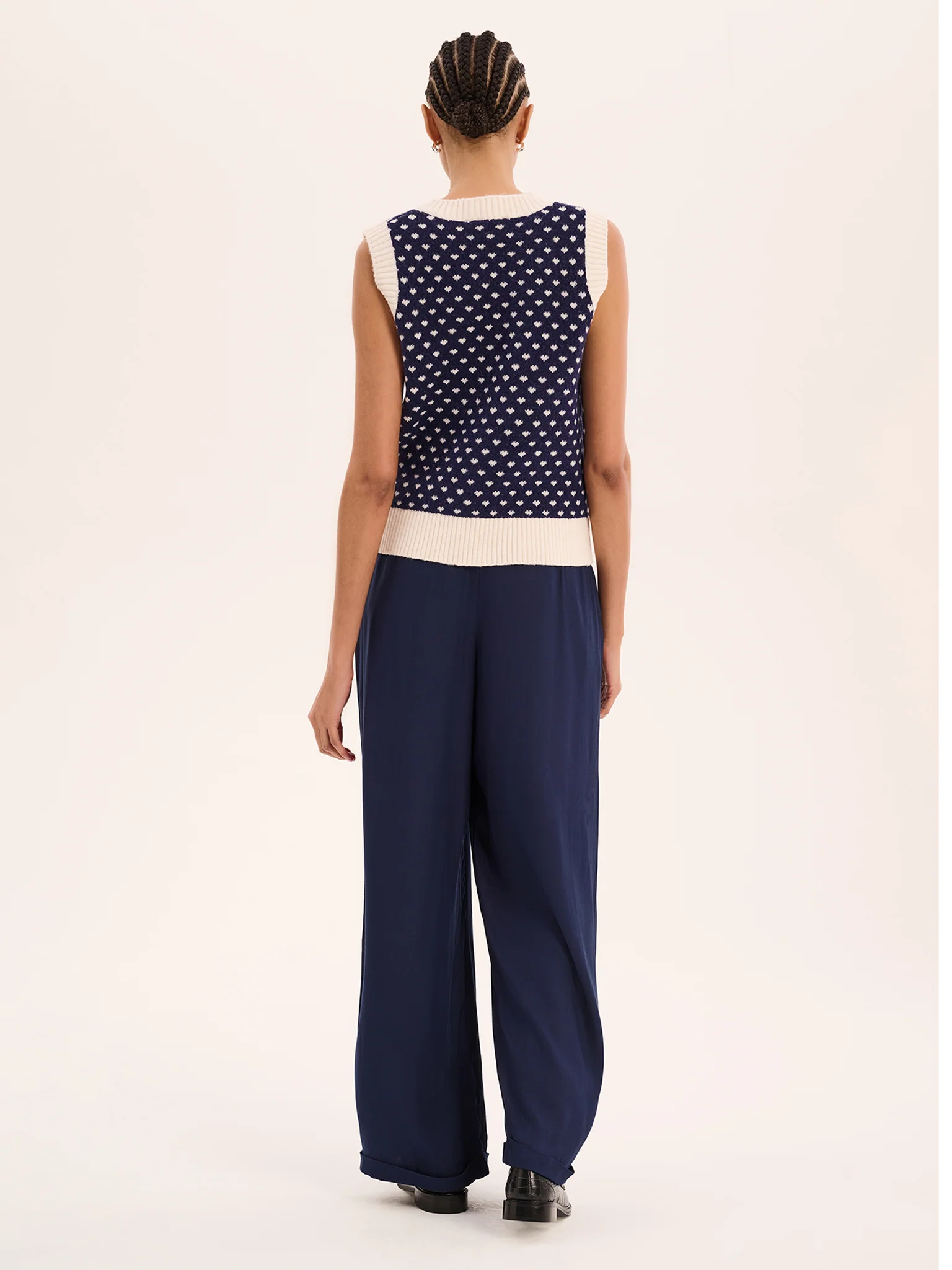 Trinny Mini Heart Vest in Navy - Image 3