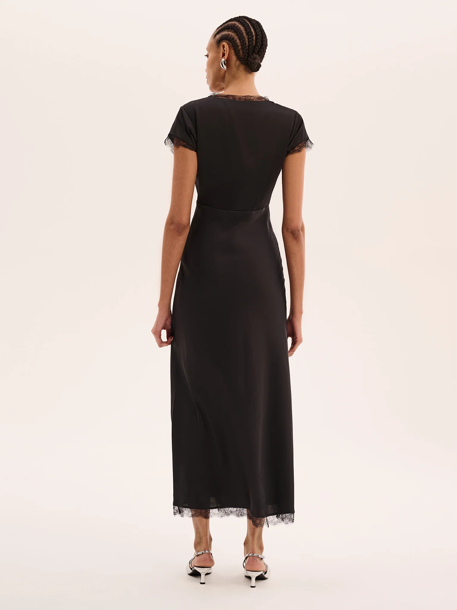 Woolf Dress in Black - Image 3